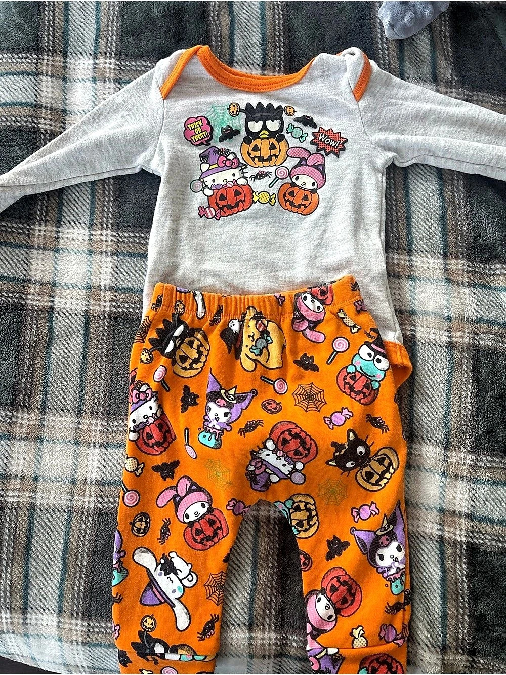 Hello Kitty Halloween Print Footie Size 3M Like New